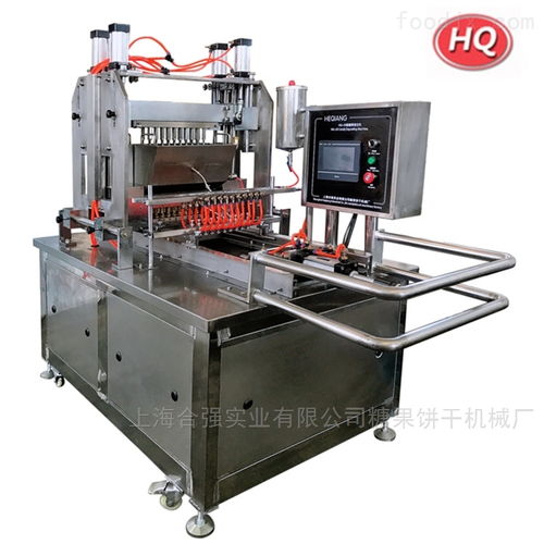 小型軟糖澆注機 噴油裝置楓葉糖果生產線